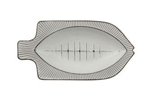 8-3/4"L x 4-1/2"W Embossed Metal Fish Soap Dish, White